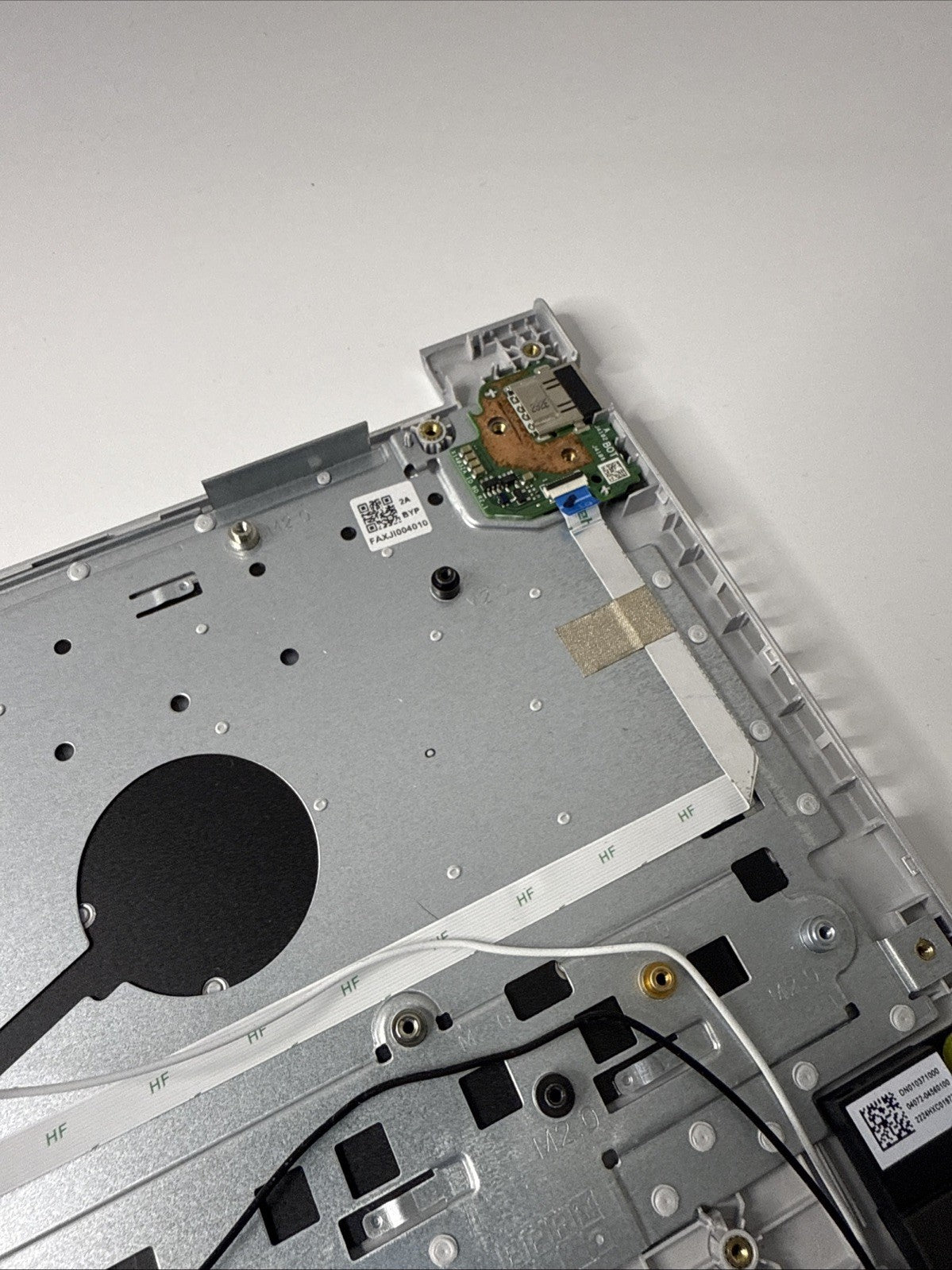 Asus Vivobook 16 X X1603Z Palmrest Assembly UK Keyboard Touchpad (small Crack)
