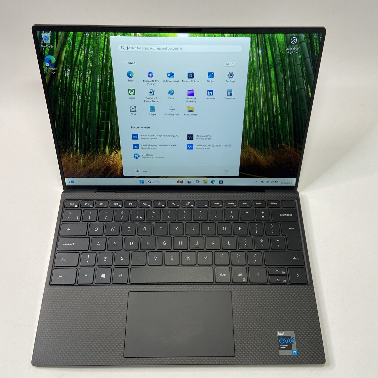 Dell XPS 13 9310 13.3" FHD Laptop i7-1185G7 512GB SSD 16GB Ram Windows 11 Pro