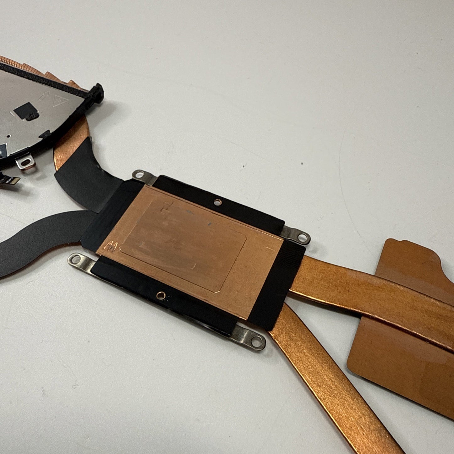 GENUINE Microsoft Surface Laptop 4 1950 CPU Cooling Fan Heatsink 13N4-0ZB0201