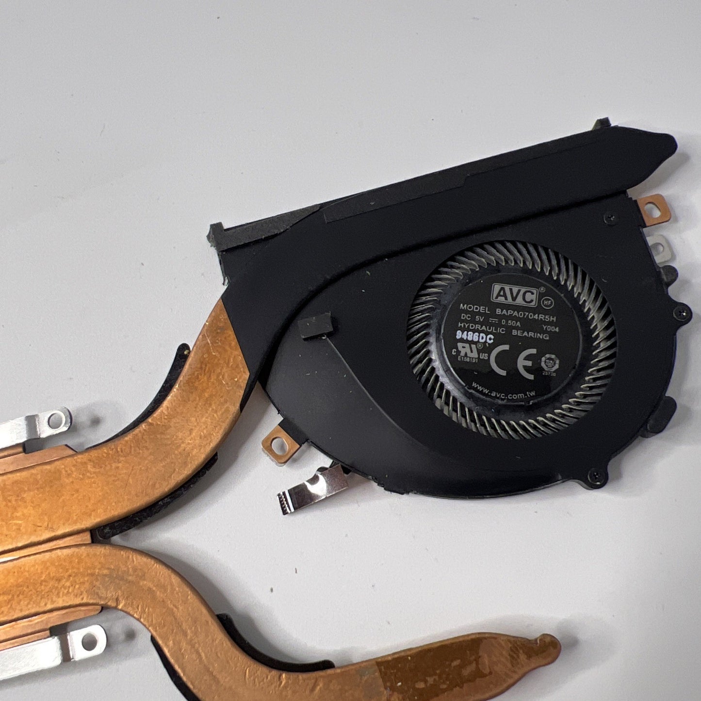 Microsoft Surface 3 1868 CPU Heatsink and Cooling Fan 13N4-0FB3N31