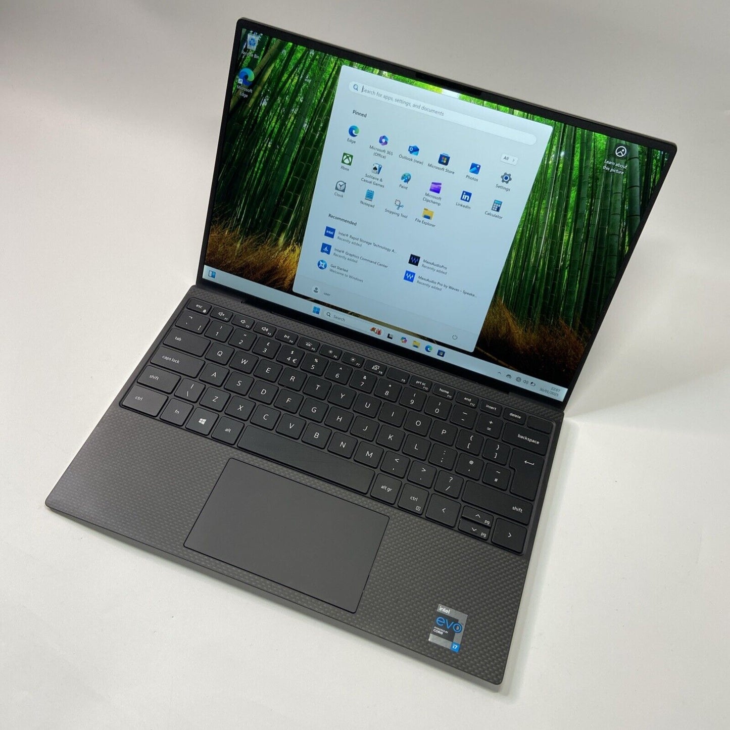 Dell XPS 13 9310 13.3" FHD Laptop i7-1185G7 512GB SSD 16GB Ram Windows 11 Pro