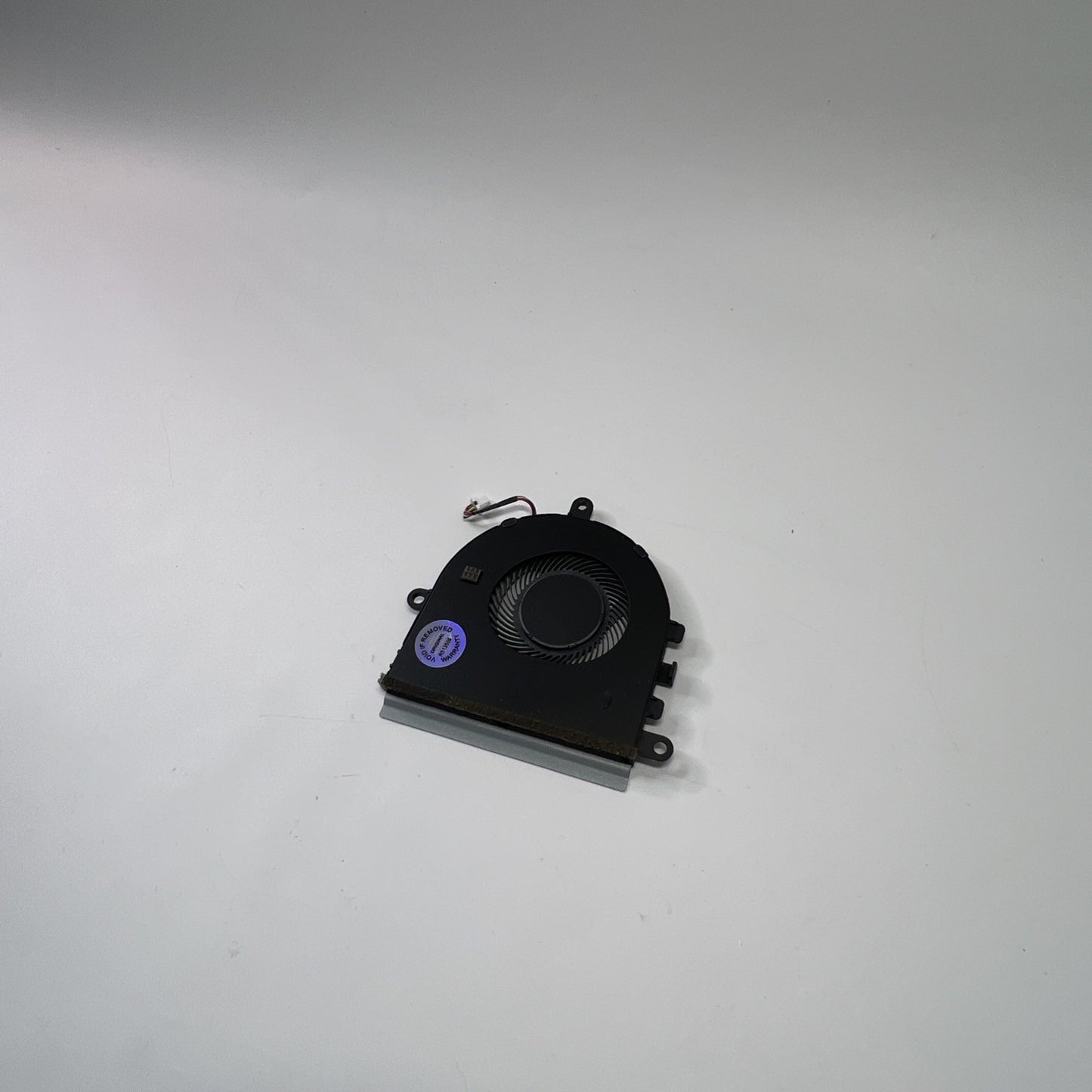 GENUINE Dell Inspiron 3505 CPU Cooling Cooler Fan 07MCD0