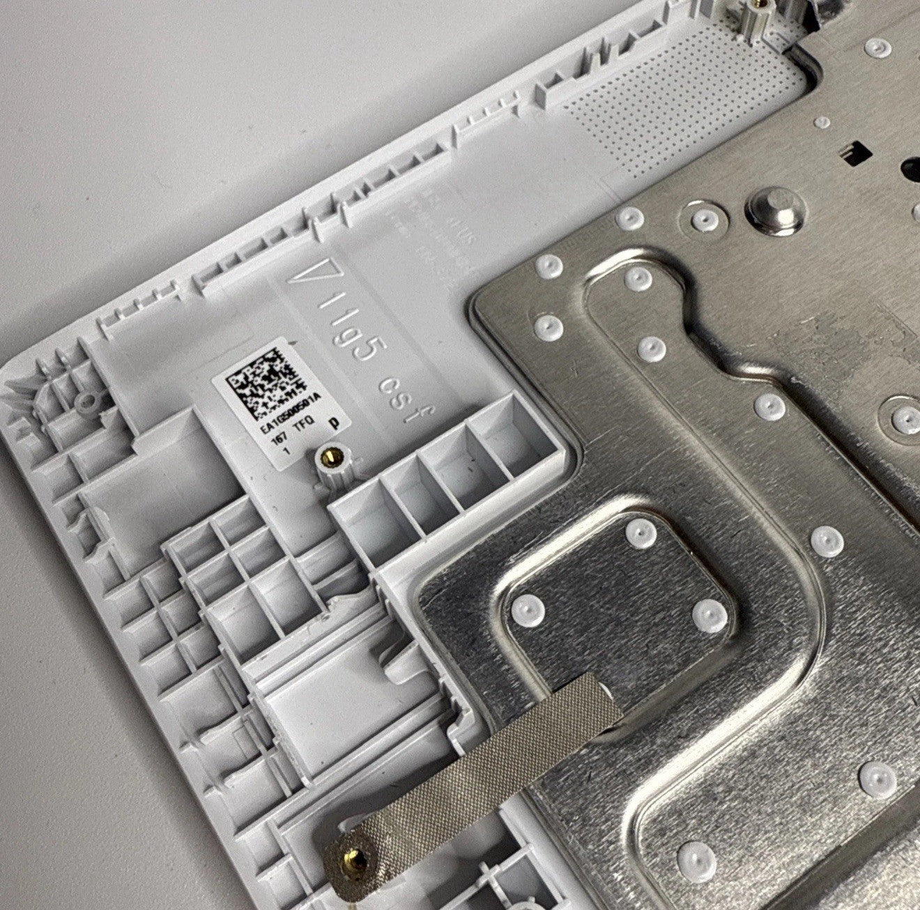 HP Chromebook 14A-NF Palmrest Top Cover UK Keyboard P/N N93341-001 (key Missing)