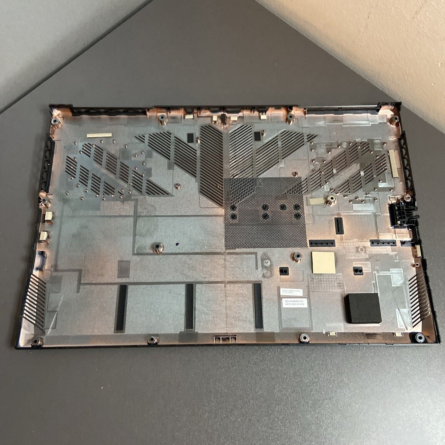 Medion Erazer Crawler E30 Base Cover Bottom Case Chassis