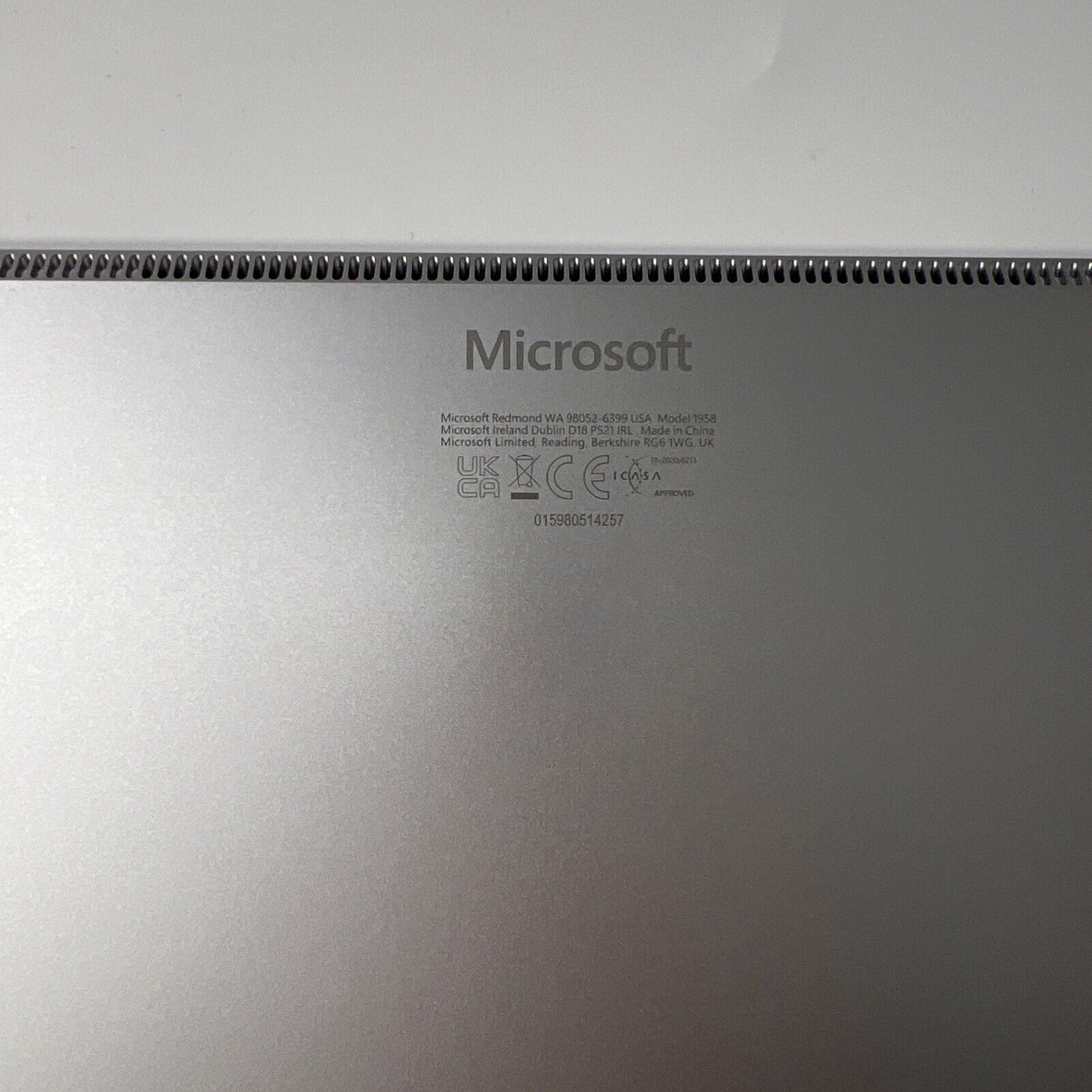 Microsoft Surface 4 1958 Bottom Base Cover Silver + Battery DYNT02 (SMALL CHIP)