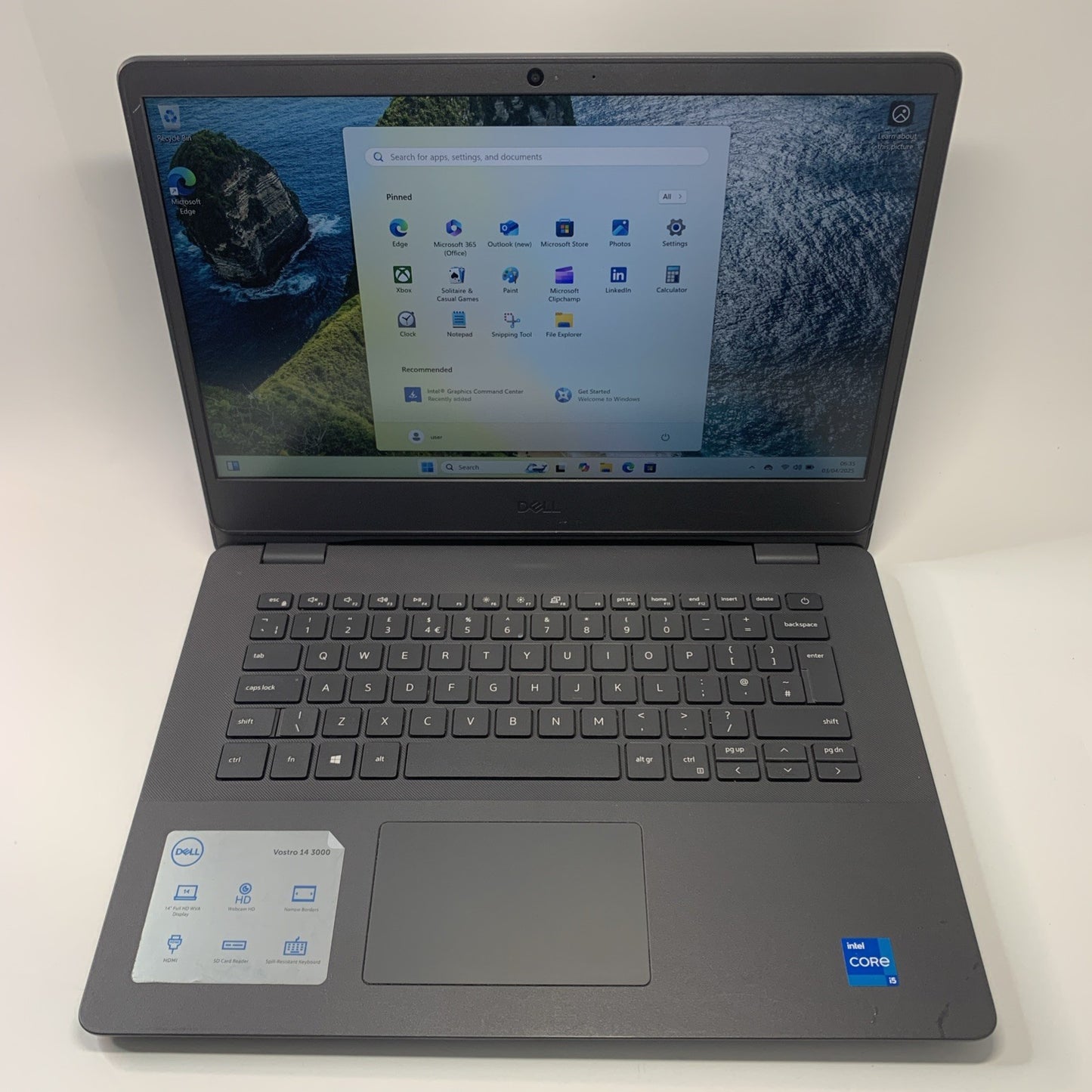 Dell Vostro 3400 Intel Core i5-1135G7 2.4GHZ 16GB RAM 256GB Windows 11 Laptop