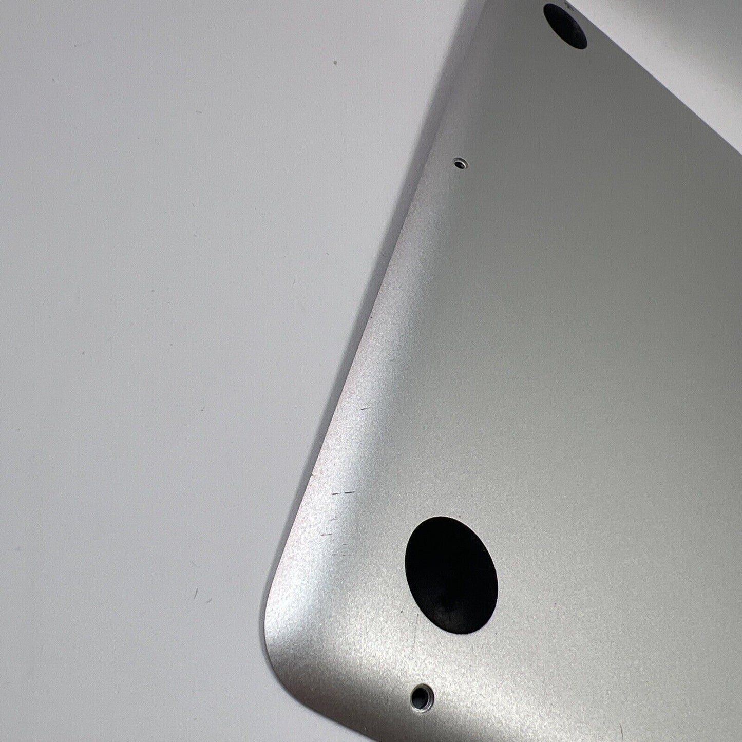 APPLE MACBOOK PRO A1278 13” MID 2009 2010 2011 2012 BOTTOM COVER CASE AND SCREWS