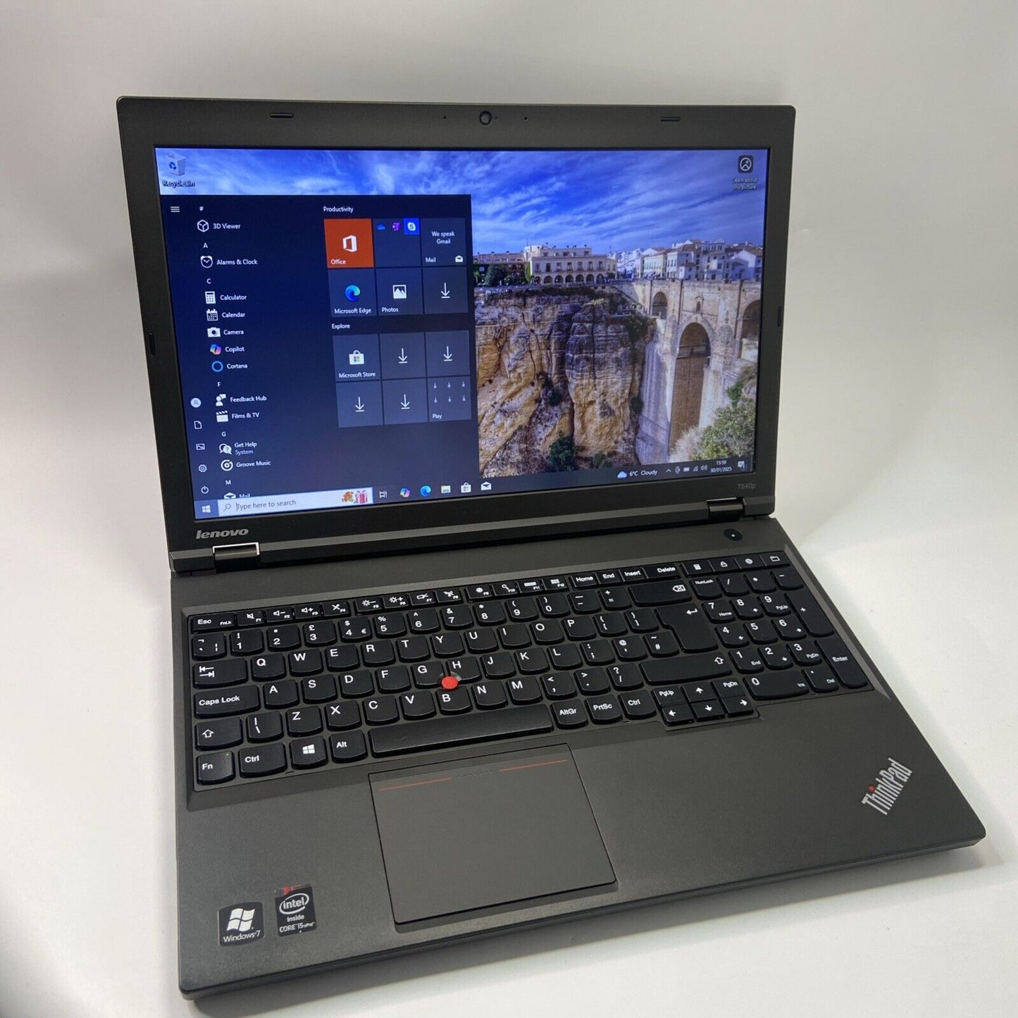 Lenovo ThinkPad T540p 15.6" Laptop Core i5-4300 2.6GHz 256Gb 8GB RAM Windows 10
