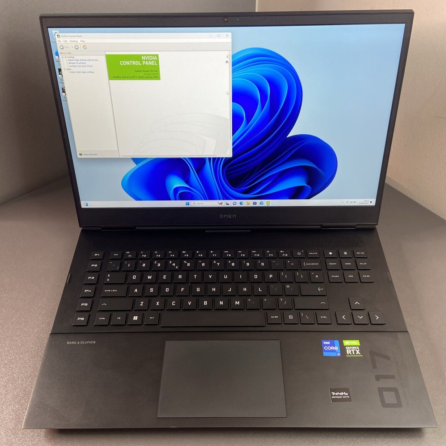 HP Omen 17-ck1502na Core i7-12700H 16GB 512GB SSd RTX 3060 17.3” Gaming Laptop