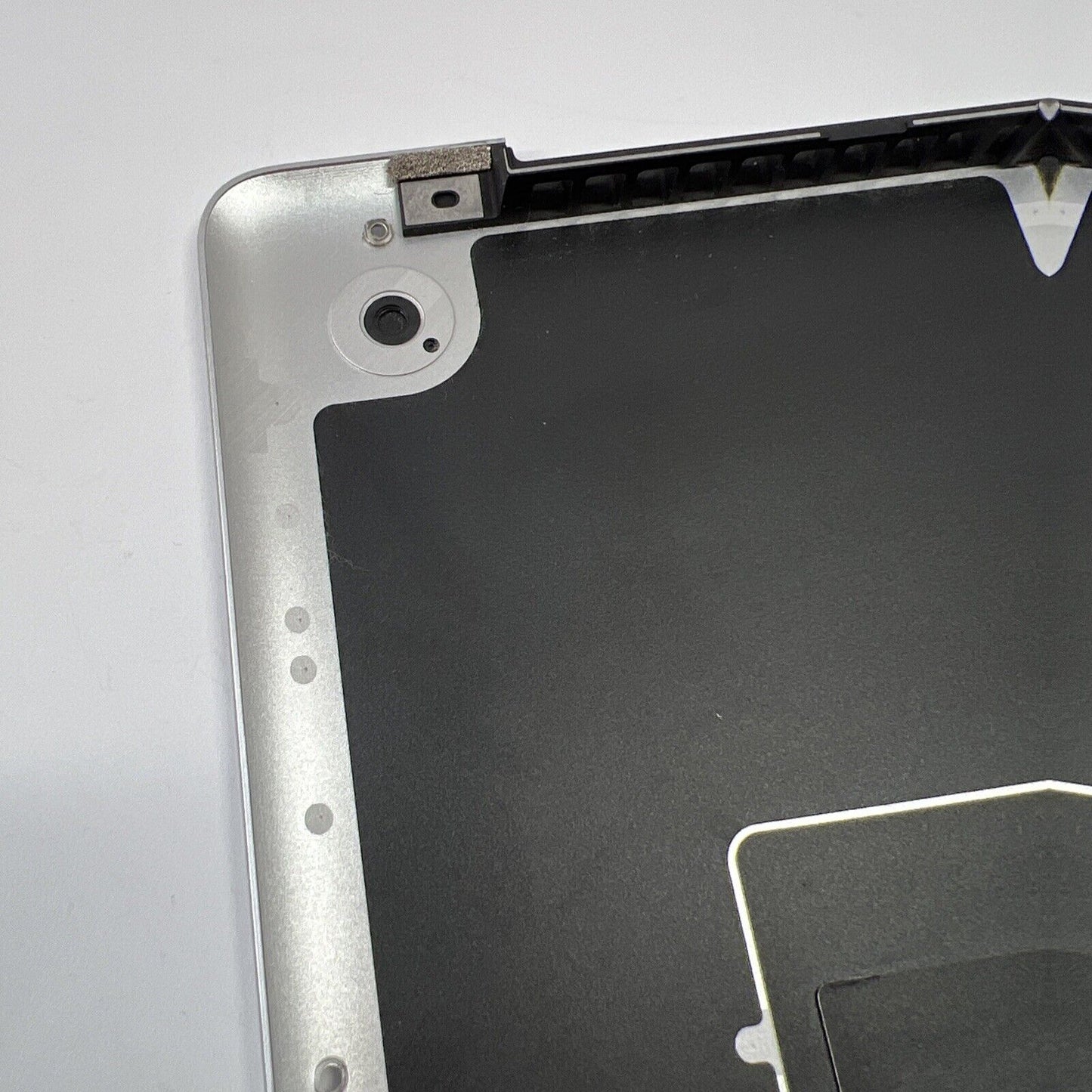 APPLE MACBOOK PRO A1278 13” MID 2009 2010 2011 2012 BOTTOM COVER CASE AND SCREWS