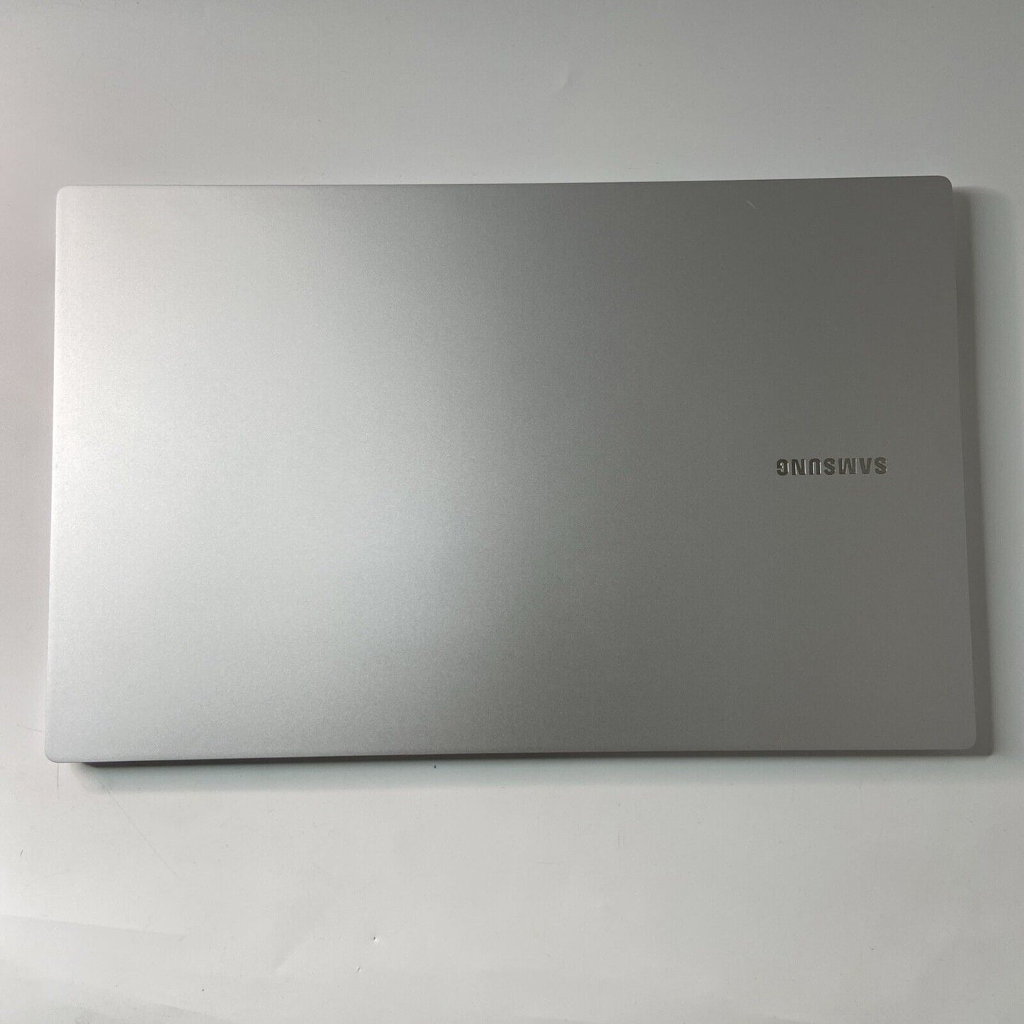 Samsung Galaxy Book2 Pro 15.6” Laptop - Intel Core i7-1260P 16GB RAM 256GB SSD