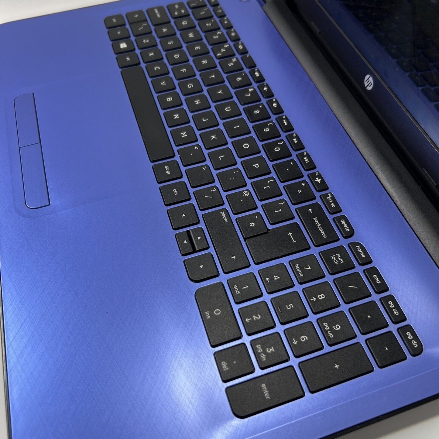 HP 15-af165sa 15.6" - AMD A8-7410 APU 8GB RAM 128GB SSD Windows 11