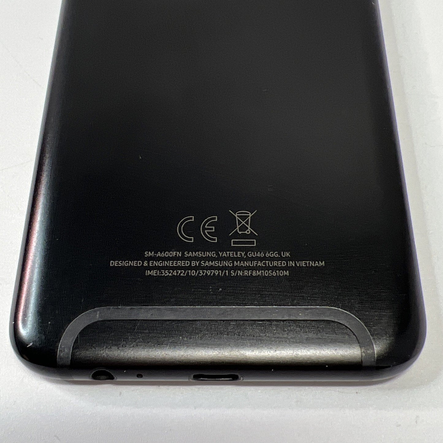 Samsung Galaxy A6 SM-A600 - 32GB - Black (Unlocked) Android Smartphone