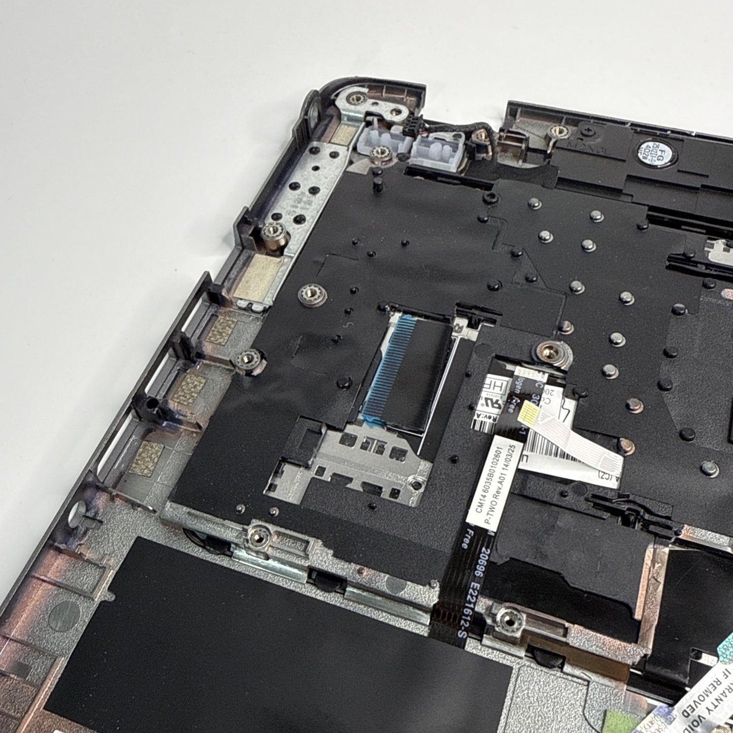 HP Elitebook 840 G1 Palmrest Assembly UK Keyboard 730964-001