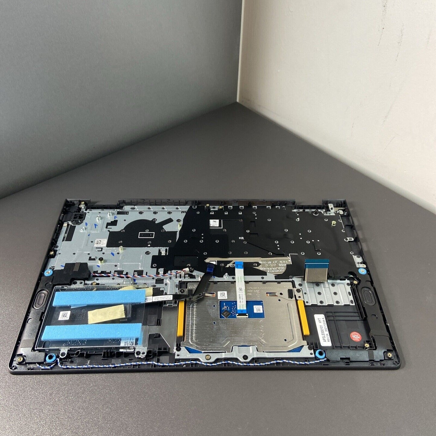 Dell Inspiron 3510 3511 3515 Complete Palmrest & Keyboard AP3LE000101 Grade A
