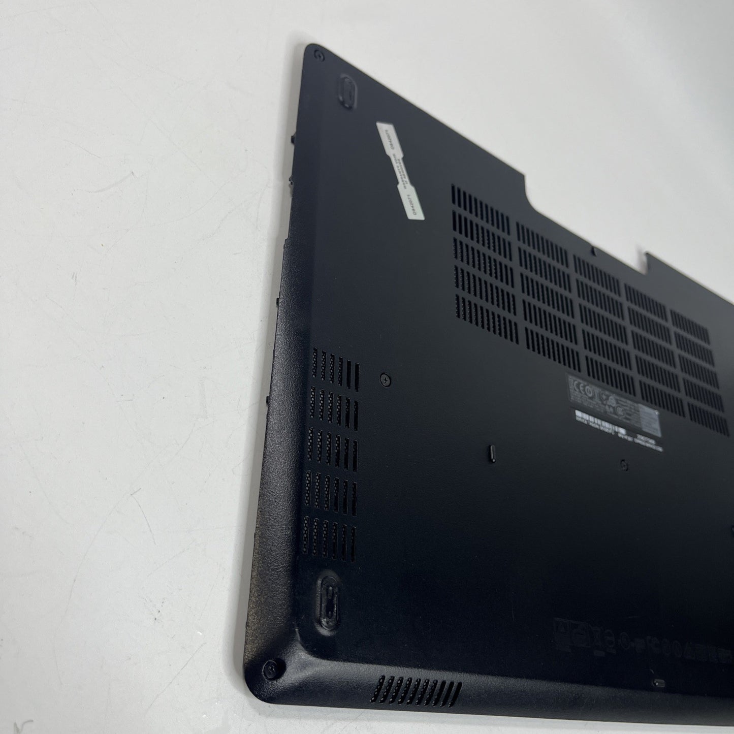 Genuine Black Dell Latitude E5570 Shell Bottom Base Case Cover Oovj58