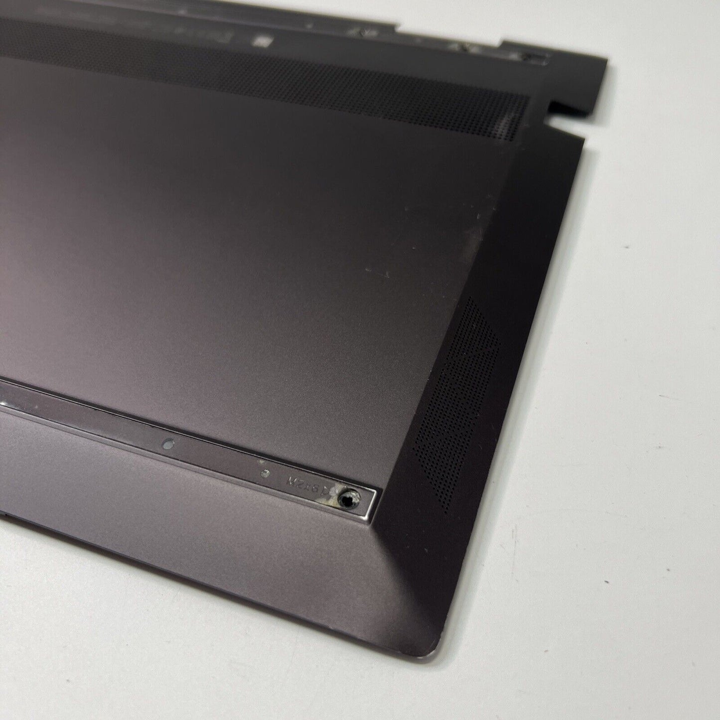 HP Envy x360 15-EE0503NA / 15-EE Base Bottom Cover L94070-001 (GRADE C)