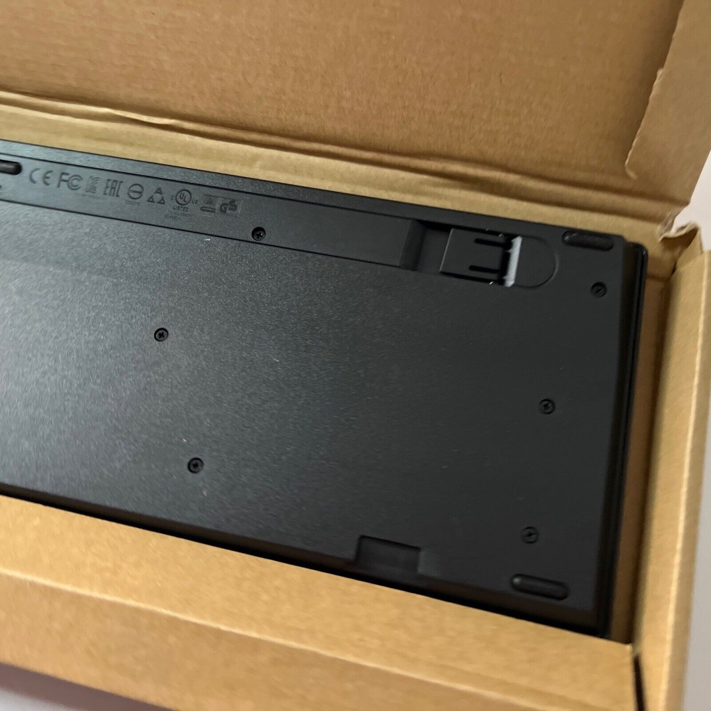Dell Keyboard UK Layout USB-Wired Black 0RX6RM KB216t Opened Never Used