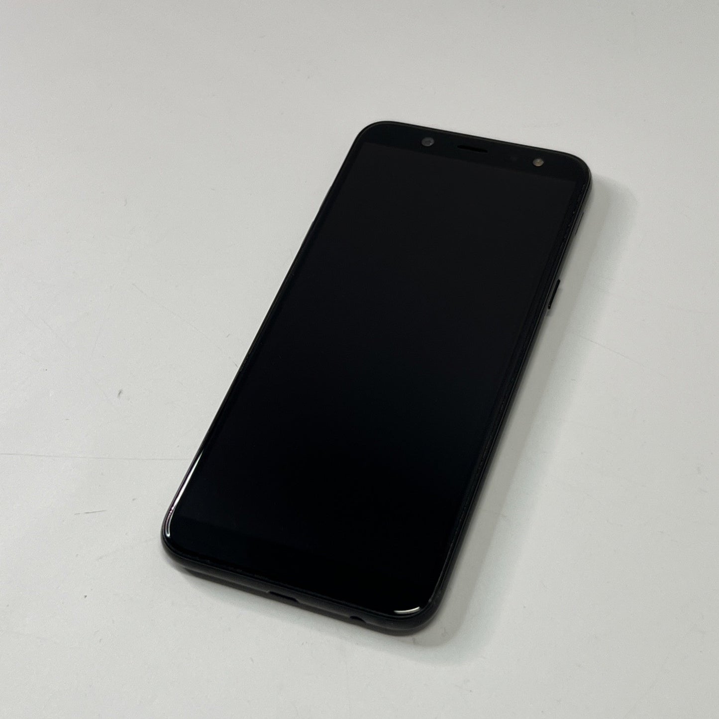 Samsung Galaxy A6 SM-A600 - 32GB - Black (Unlocked) Android Smartphone