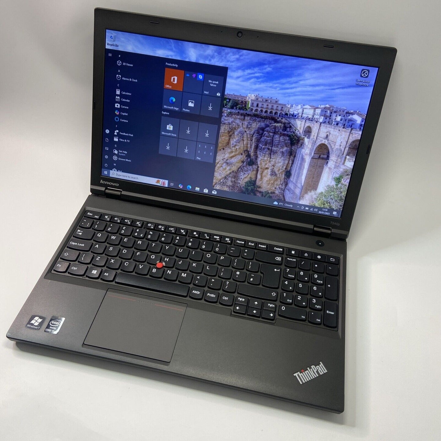 Lenovo ThinkPad T540p 15.6" Laptop Core i5-4300 2.6GHz 256Gb 8GB RAM Windows 10
