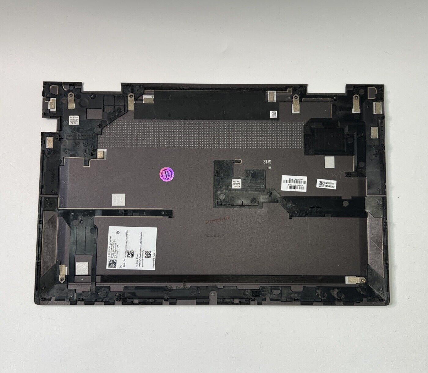 HP Envy x360 15-EE0503NA / 15-EE Base Bottom Cover L94070-001 (GRADE C)