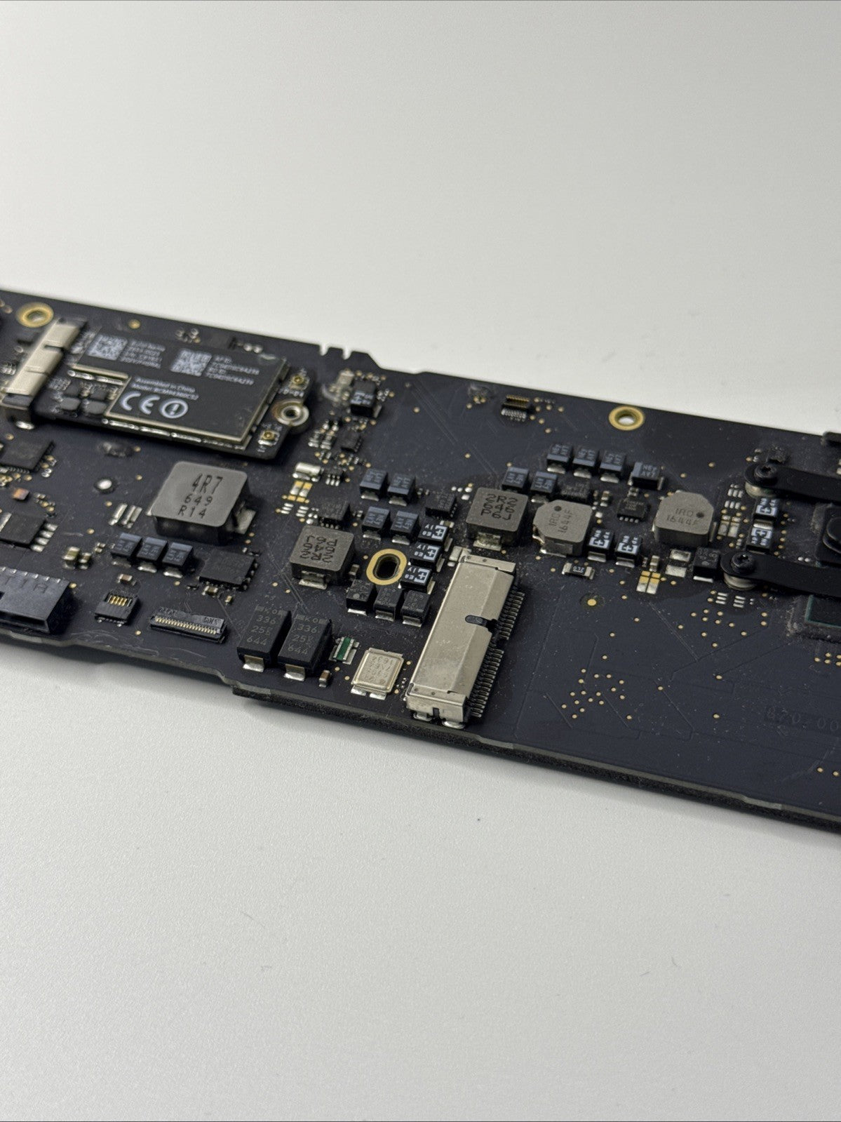 MacBook Air A1466 13" 2015 Logic Board i5 1.6GHz 8GB 820-00165-A