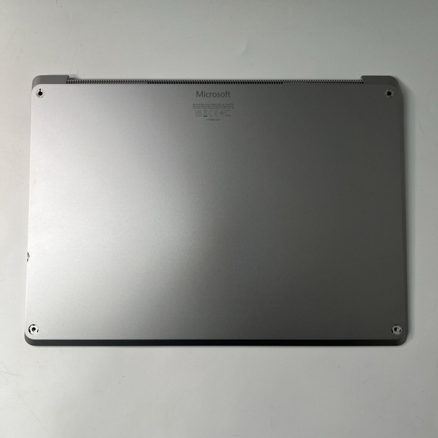 Microsoft Surface 4 1958 Bottom Base Cover Silver + Battery DYNT02 (SMALL CHIP)