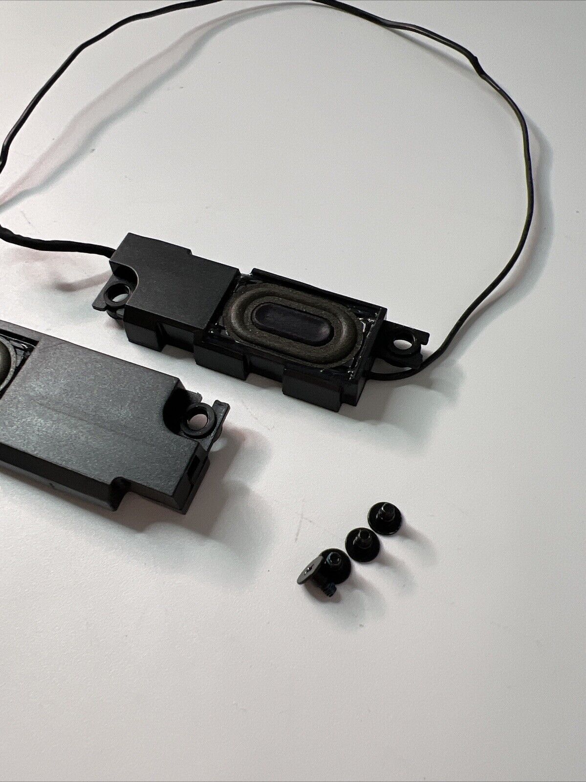Lenovo Thinkpad T480 Internal Speaker Set Left + Right + SCREWS PK23000P3V0