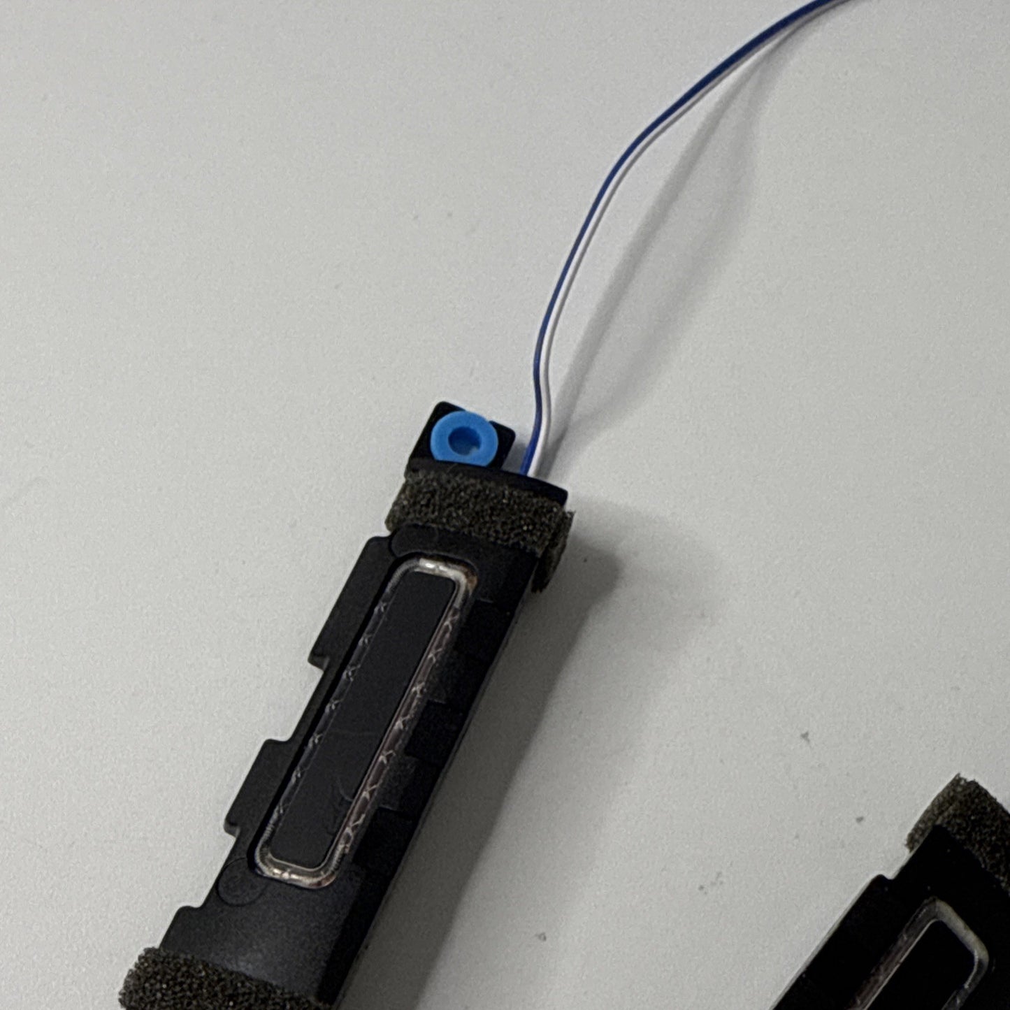 Dell Latitude 5530 Genuine Internal Speakers Set 0VHF0D