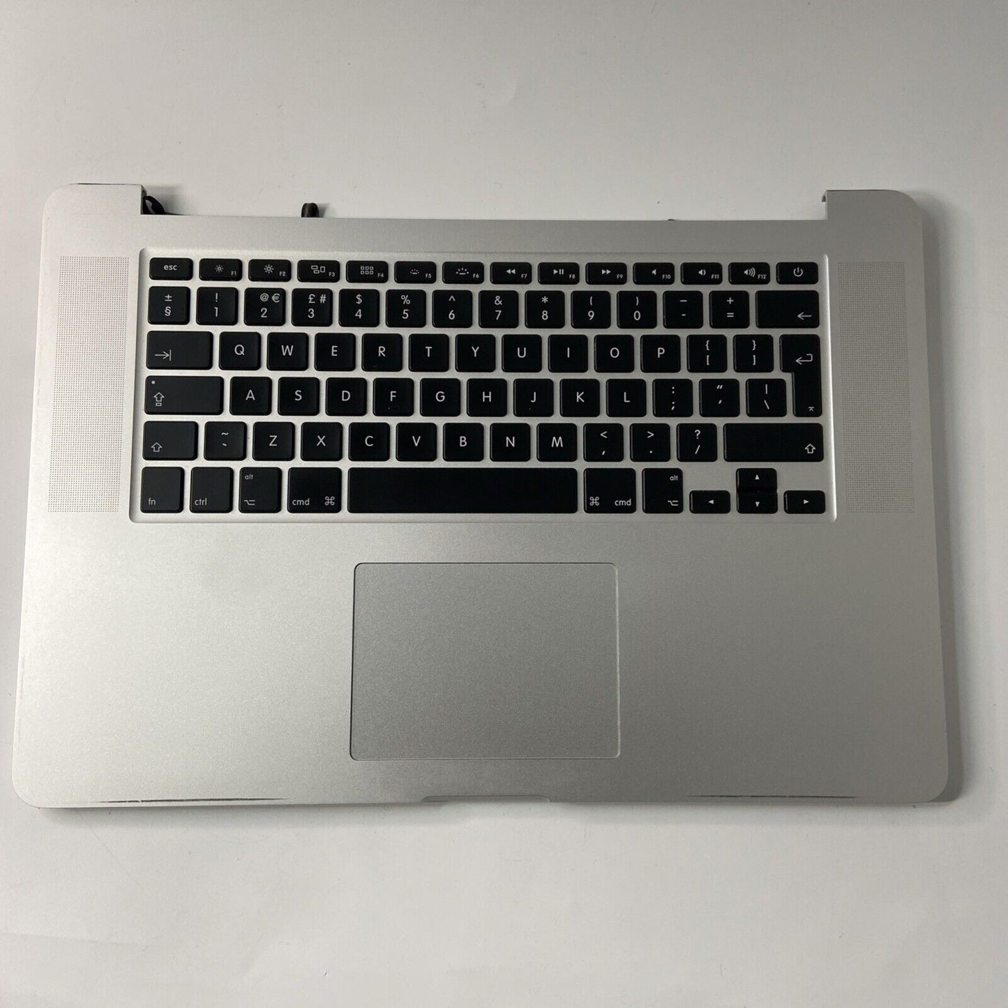 MacBook Pro 15" A1398 2014 Palmrest Top Case Cover UK Keyboard Silver + Battery