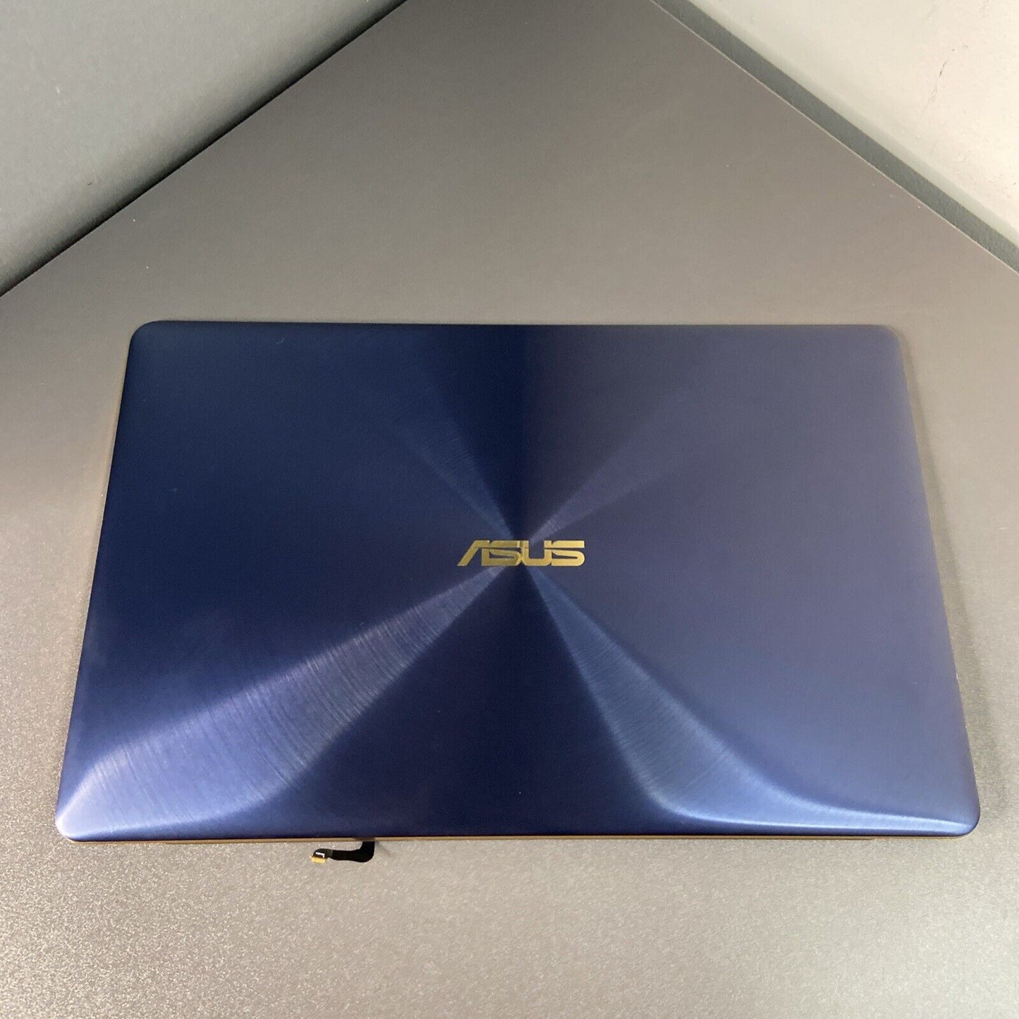 Asus Zenbook 3 UX490UA LCD Screen Display Cover Top Lid
