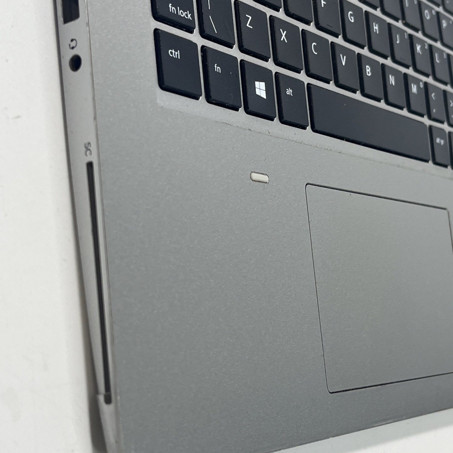 Genuine Silver Hp Probook 640 G5 Palmrest And Touchpad 4BSFN0. Bit Cracked