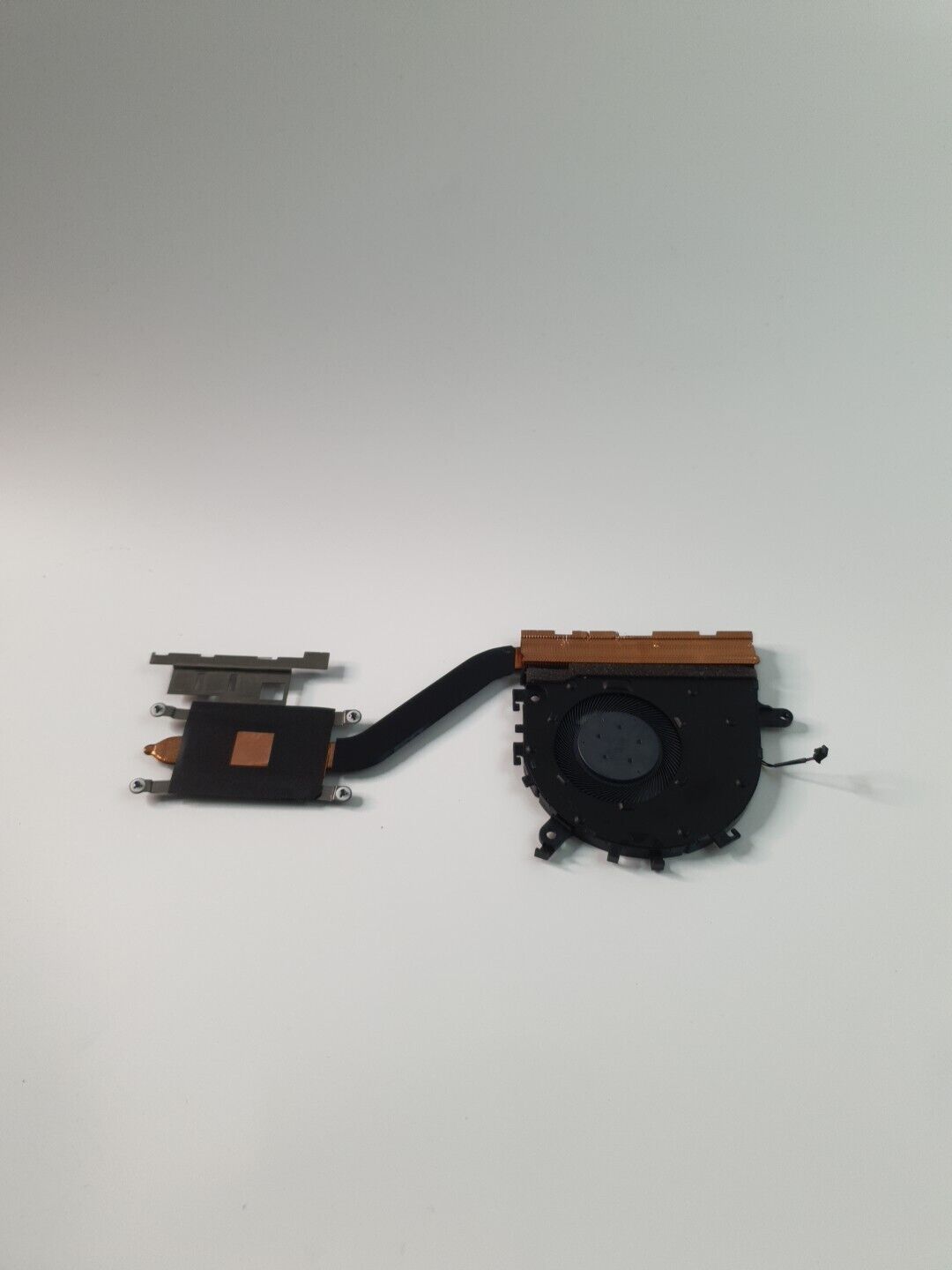 Lenovo V14 G4 AMN Heat Sink & Fan BAPB0807R5HY011