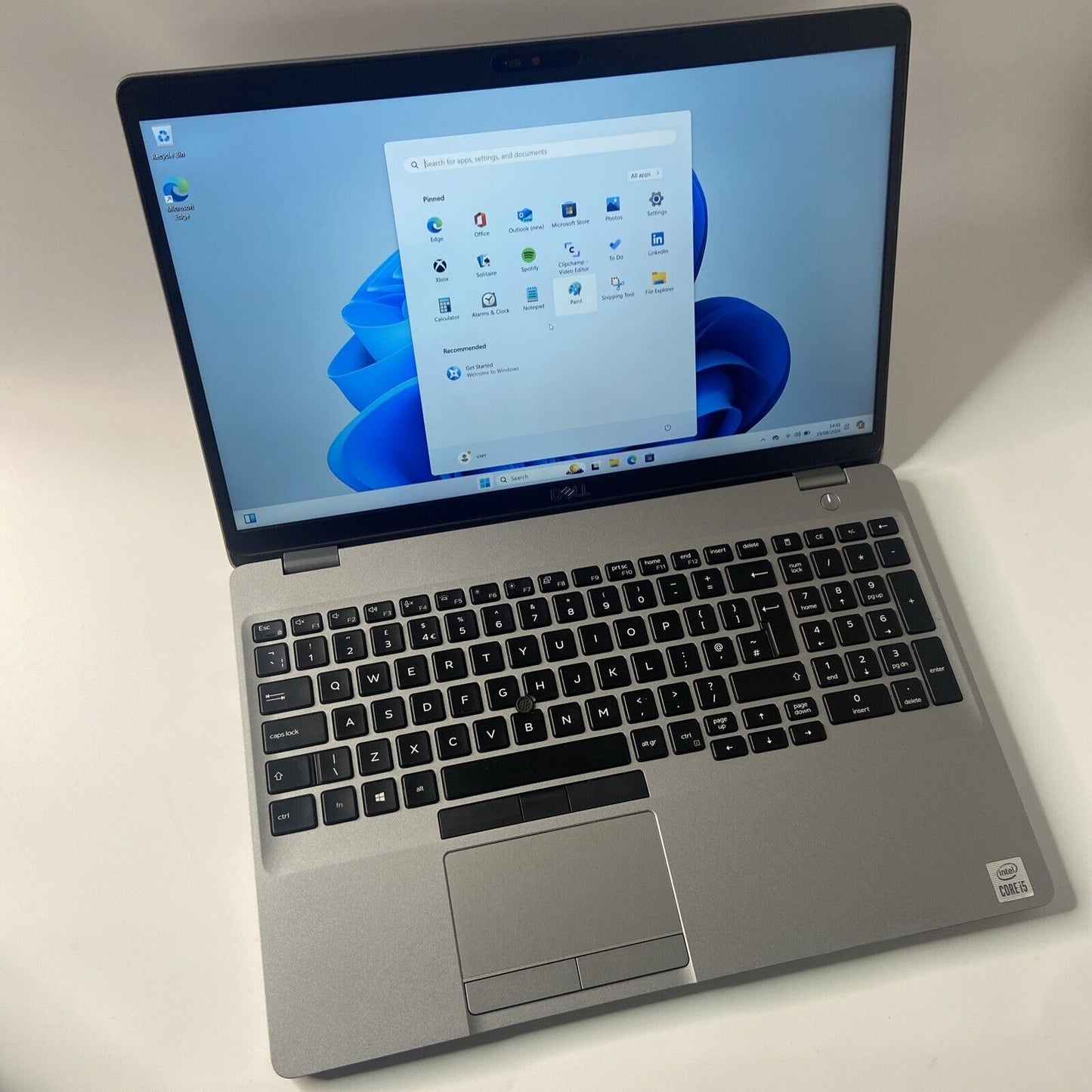 Dell Latitude 5510 15.6" i5-10310U 10th Gen 16GB RAM 256GB SSD Windows 11 Pro