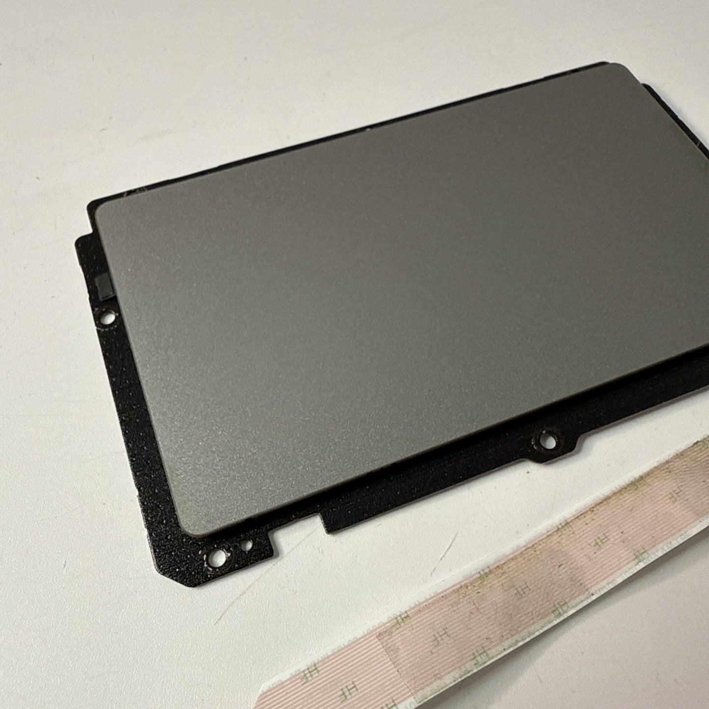 Genuine Dell Latitude 5420 5430 Touchpad and Cable PN/0GN7XP + Screws