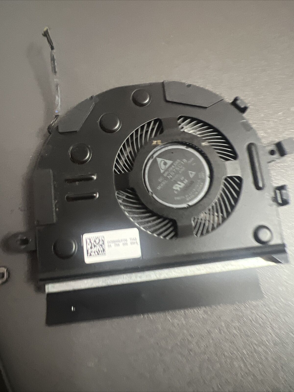 Lenovo Yoga 520-14IKB Heatsink & Fan Cooling
