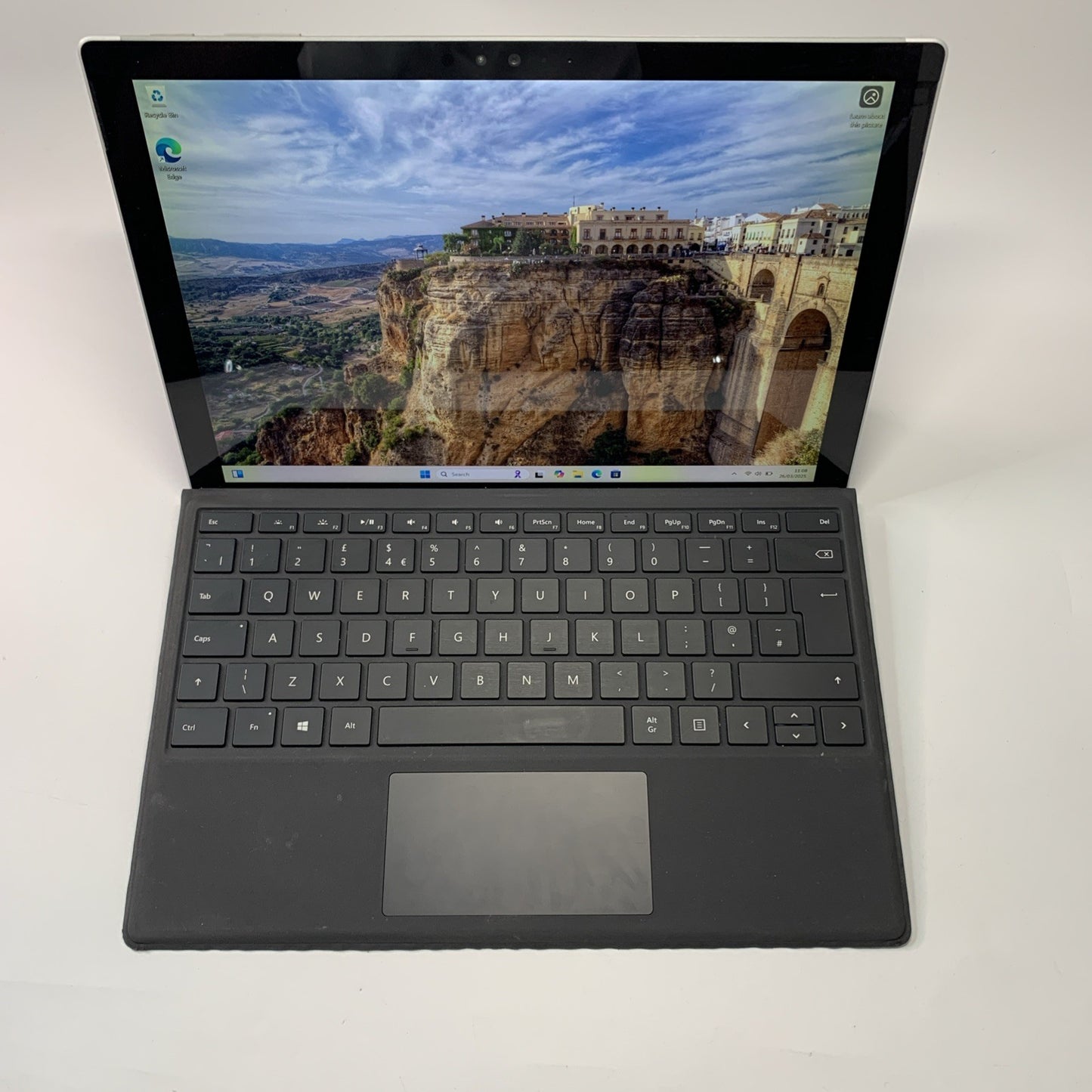 Microsoft Surface Pro 4 12.3 inch Tablet Intel Core i7-6650U 8GB RAM 256GB SSD