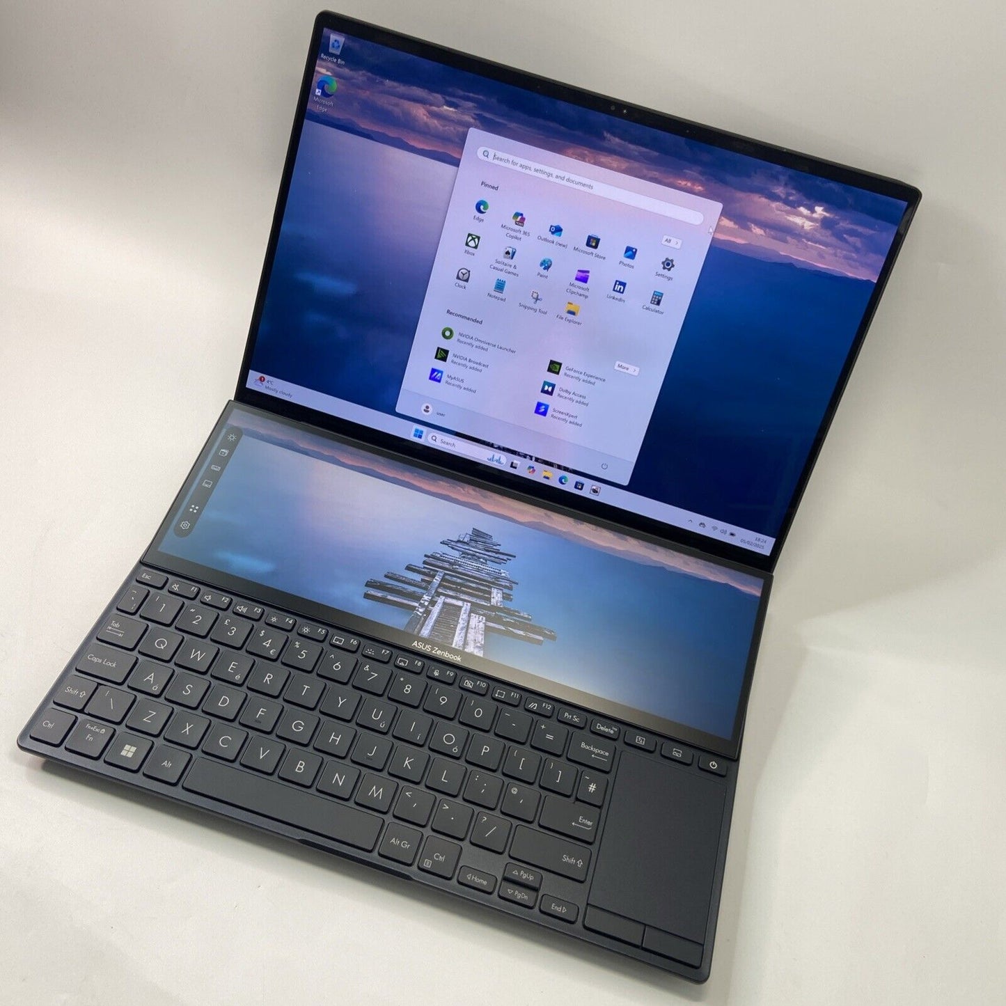 ASUS ZenBook Pro 14 Duo 14.5' 2.8K OLED TOUCH Intel i9-13900H 32GB DDR5 1TB SSD