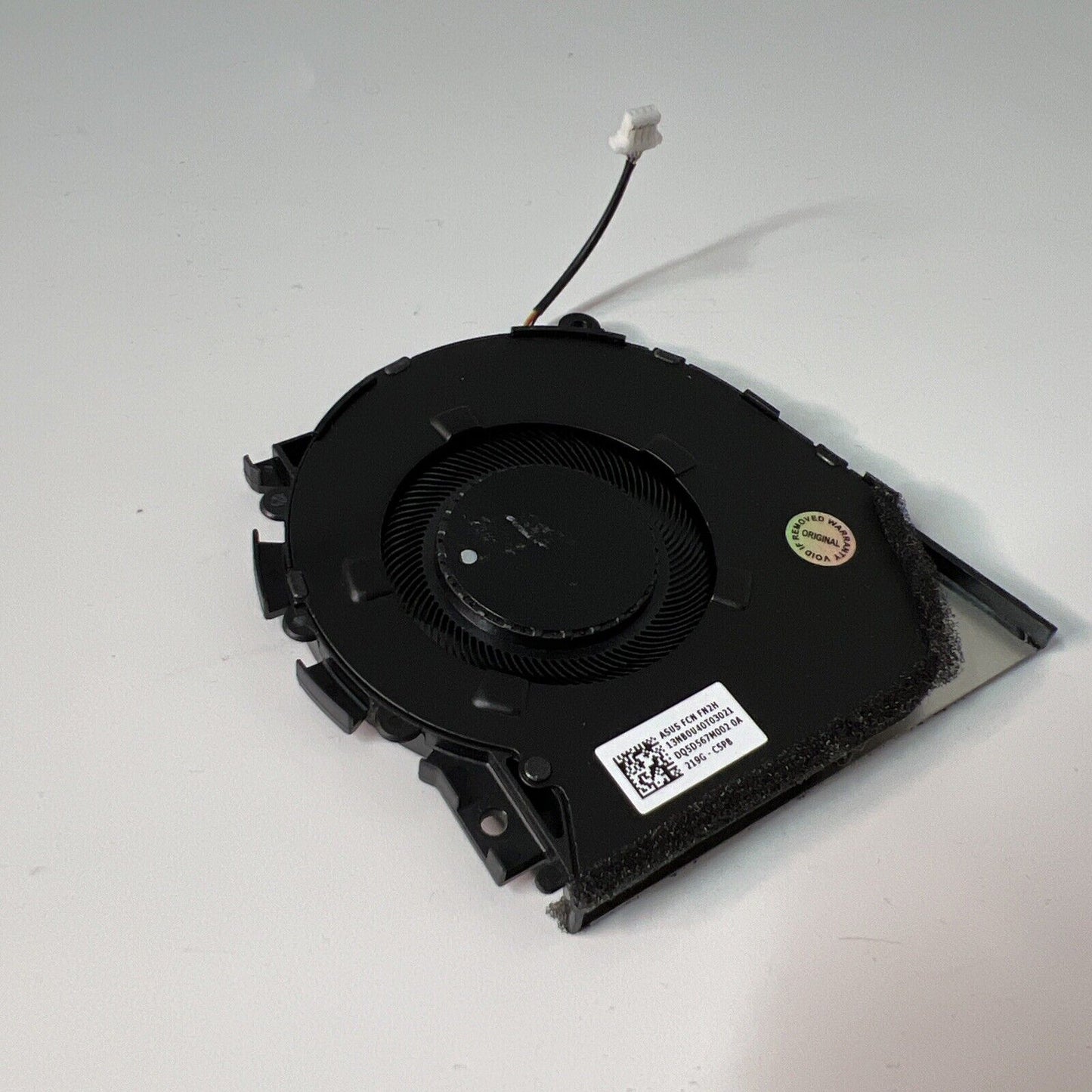 ASUS VIVOBOOK Pro 14 OLED M3401Q Cooling Fan 13NB0U40T03011