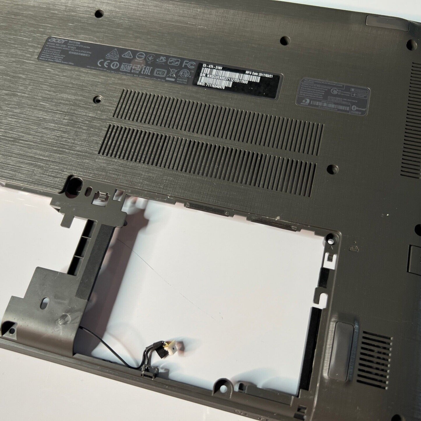 Acer Aspire N16Q1 Bottom Base Cover Chassis Grey E5-475 Internal Speakers Set
