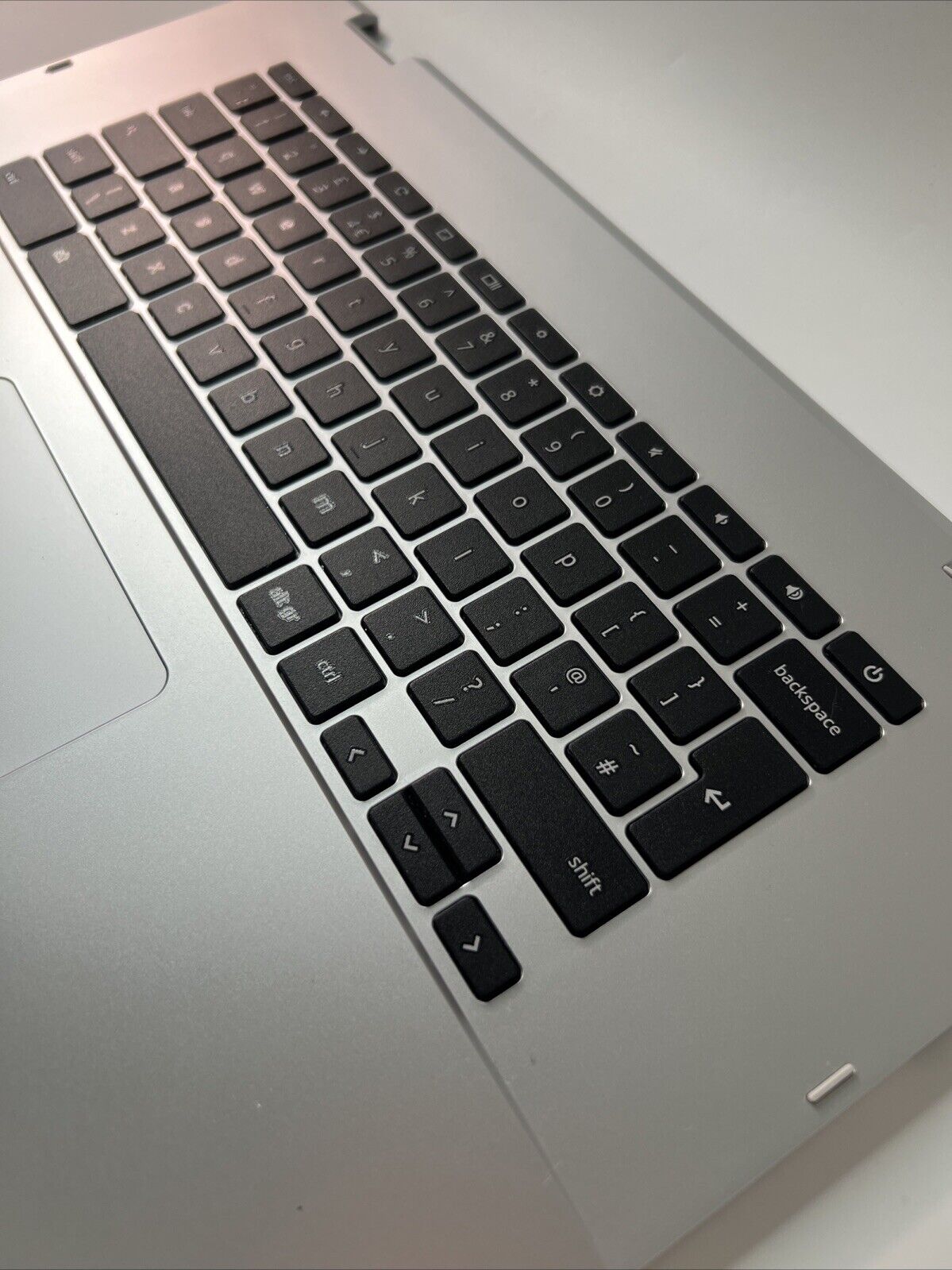 Asus CX1500CN Genuine Palmrest Assembly UK Keyboard Touchpad Silver (VERY GOOD)