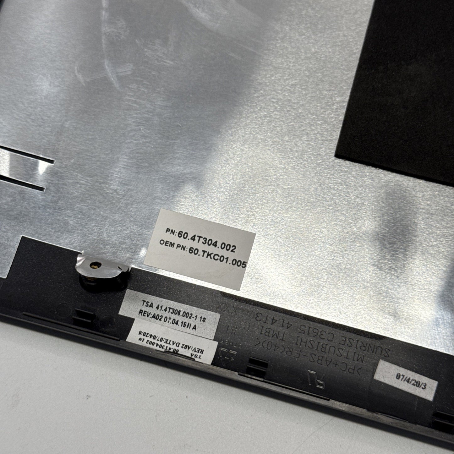 Acer Aspire Extensa LCD Top Lid Cover 60.4T304.002 / 60.4T304.002 - Black