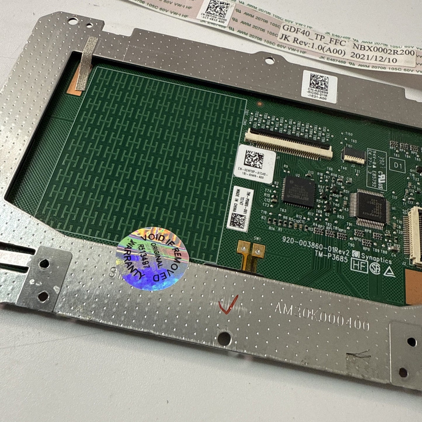 Genuine Dell Latitude 5420 5430 Touchpad and Cable PN/0GN7XP + Screws