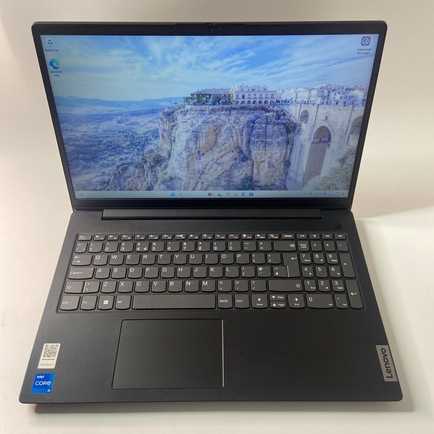 Lenovo V15 G2 ITL Laptop - Intel Core i5-1135G7 8GB RAM 256GB SSD 15.6” FHD