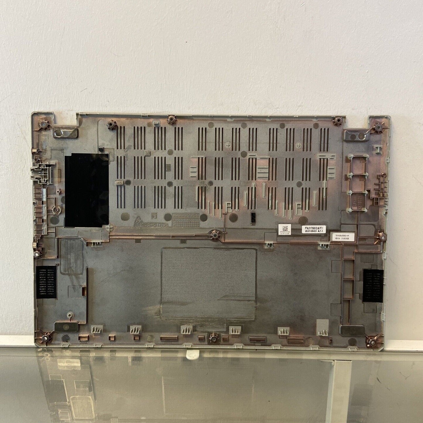 Acer Aspire Vero AV15-51 Base Cover Bottom Case Chassis AP3RJ000510