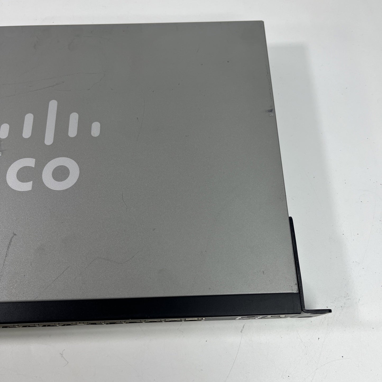 Cisco SG200-26P 26-Port Gigabit PoE Smart Switch - Black, FEW MINOR.