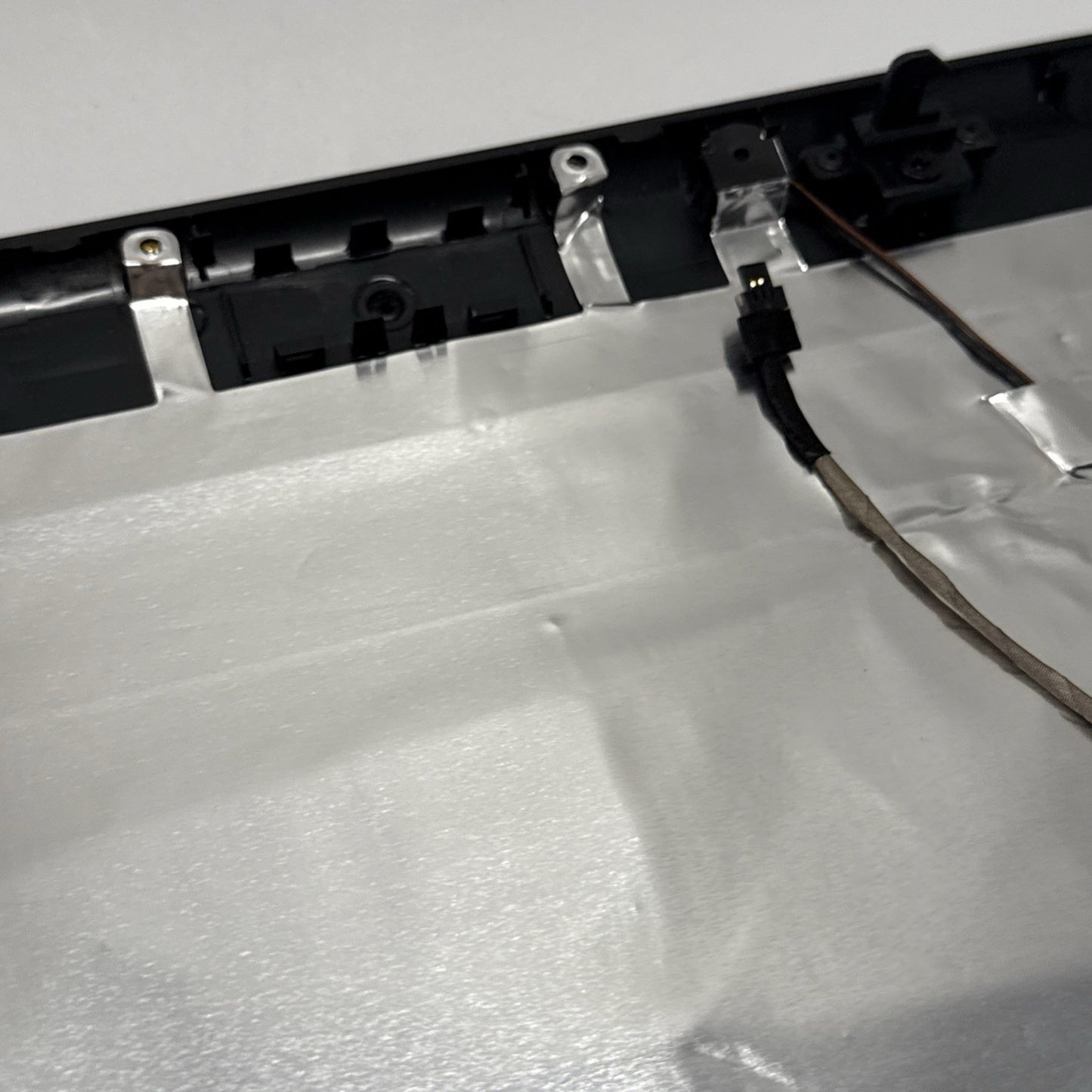 Acer Aspire 7520 7720 LCD Screen Rear Back Lid Cover AP01L000500 60.AK602.004