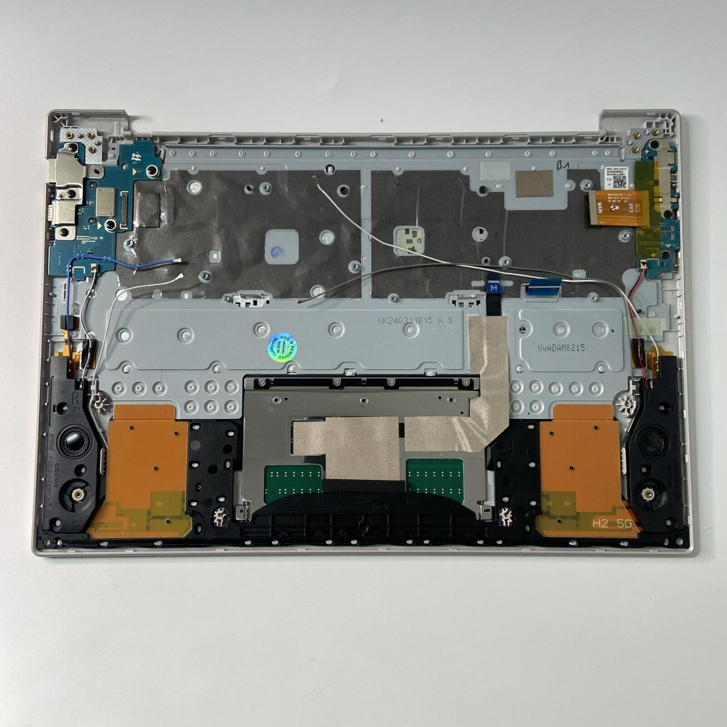 Samsung Galaxy Book NP345XNA NP345 NP340 Complete Palmrest Assembly UK Keyboard