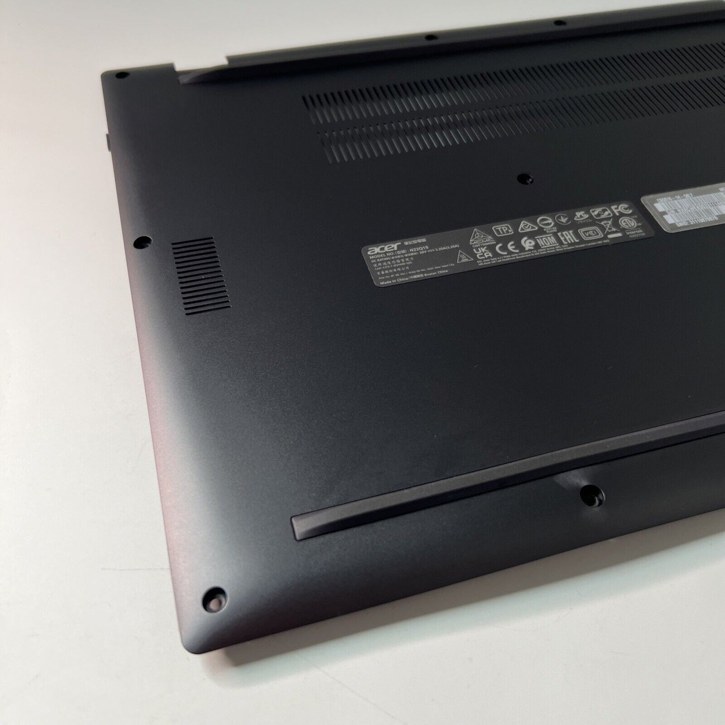 Acer Chromebook 516 GE CBG516-1H Bottom Base Cover EAZBR001010 (DENT)