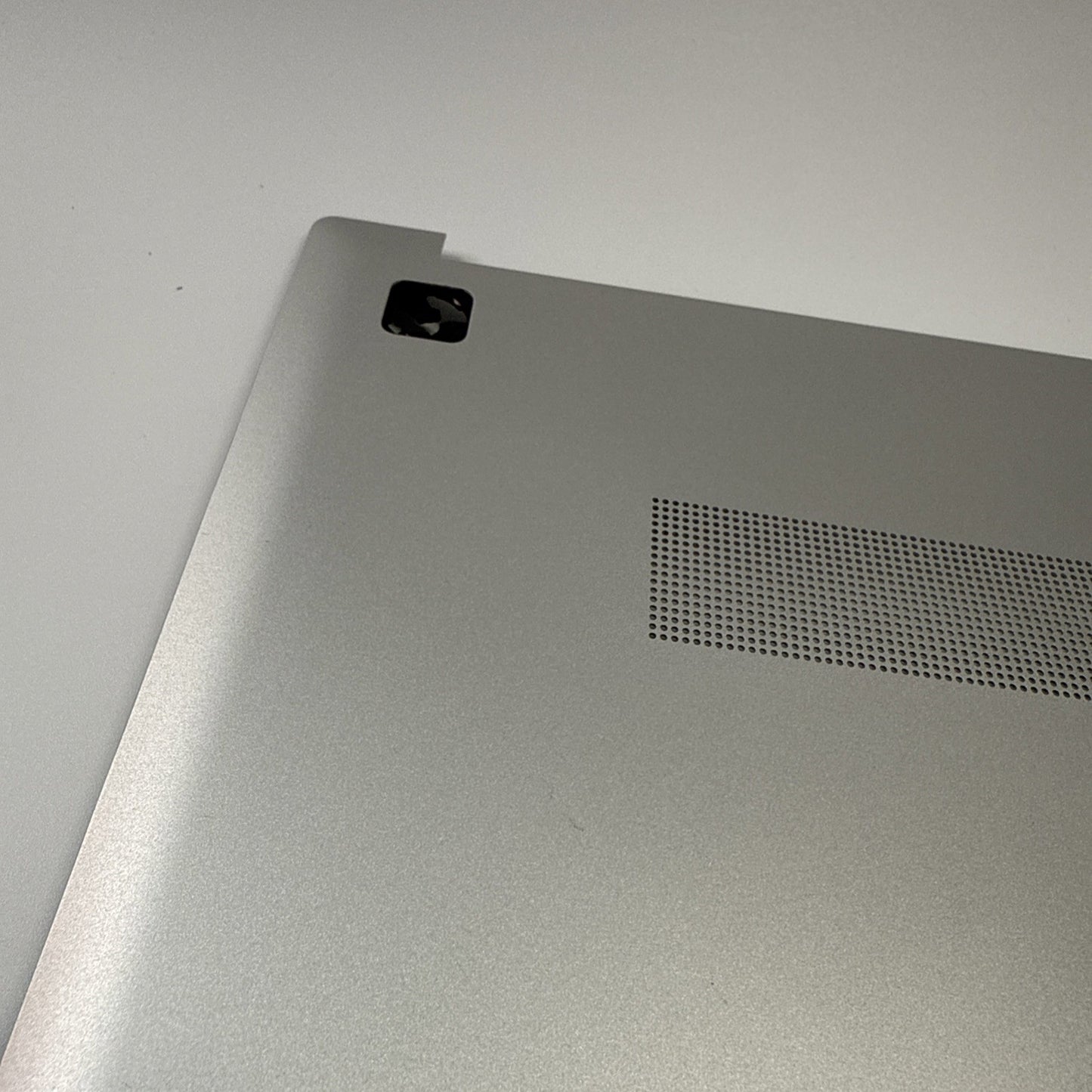 Samsung Galaxy Book NP750XDA NP755XDA Bottom Base Case Cover Silver